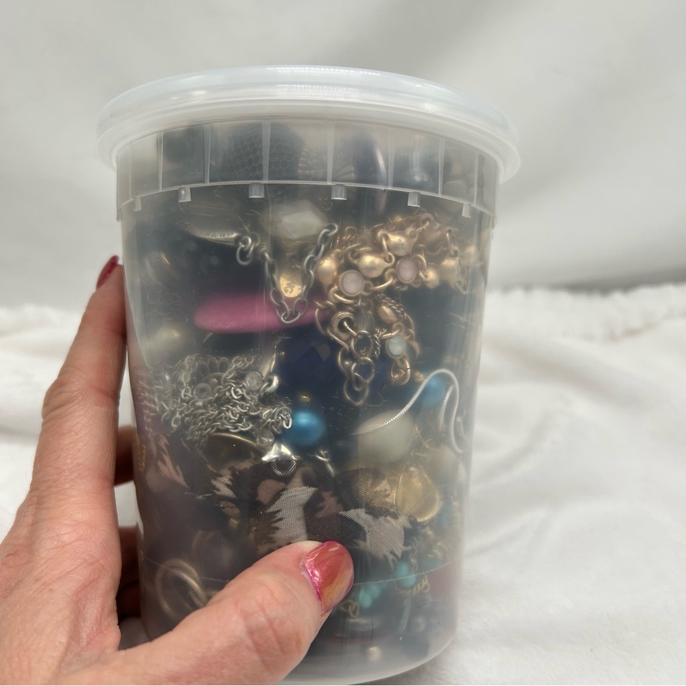 Mystery Jewelry Jar, 32 oz 2.14 lbs of wearable jewelry, in container.
